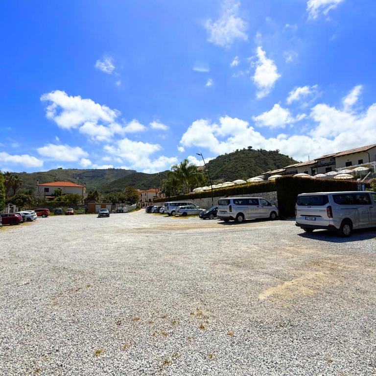 23 NODI SKYLINE - with FREE parking - Appartamento con 3 Camere da Letto - 13