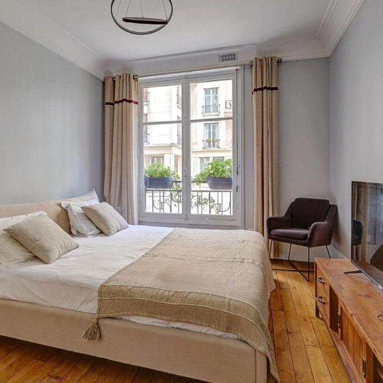 TheBlueStay 111 - Large Apt on the Quais de Seine - Appartement - 6