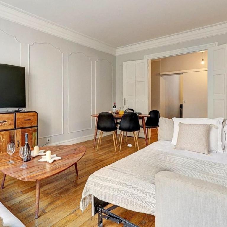 TheBlueStay 111 - Large Apt on the Quais de Seine - Appartement - 4