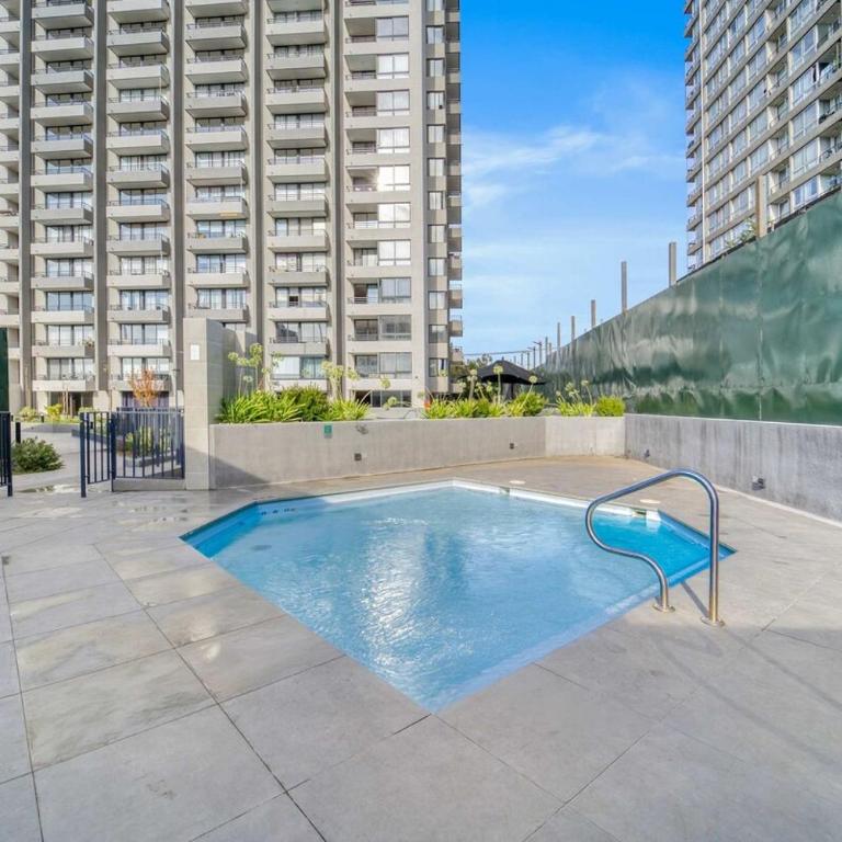 City Studio- Modern Studio with Wifi - Studio Apartment with Balcony - 16