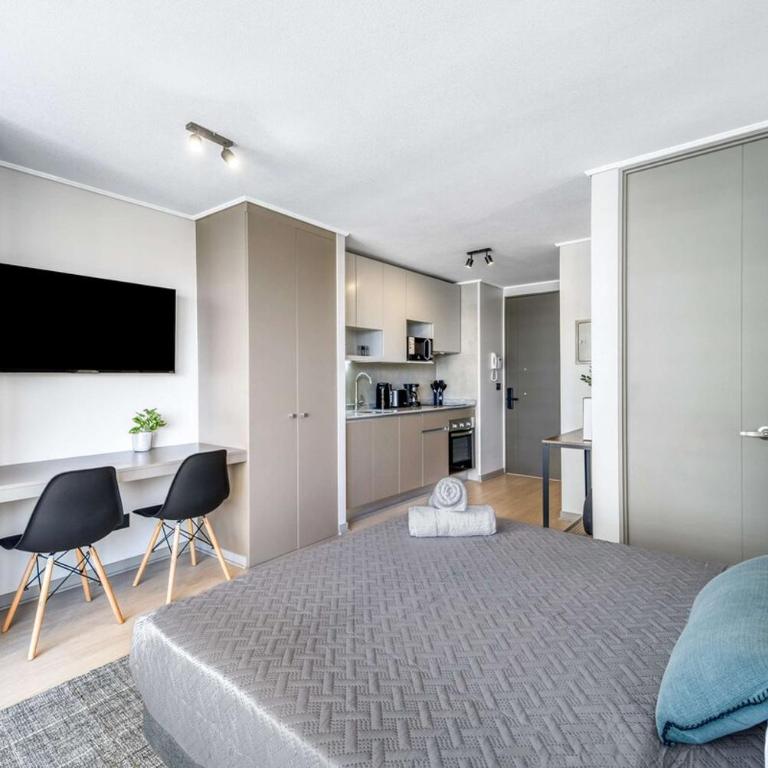 City Studio- Modern Studio with Wifi - Studio Apartment with Balcony - 8