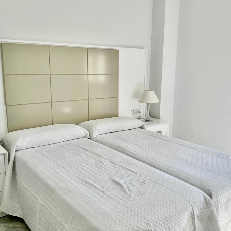 MI Capricho 700 beachfront apartment - Three bedrooms in La Cala de Mijas - Apartamento de 3 dormitorios - 40