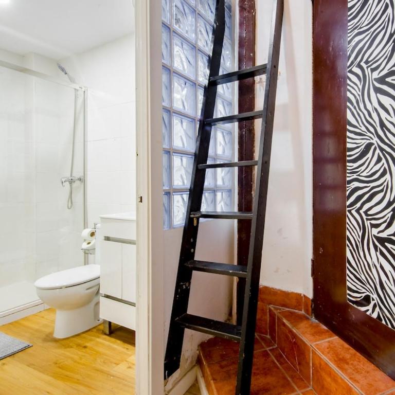 Luxury Apartment in Chamberí - One-Bedroom Apartment - 12
