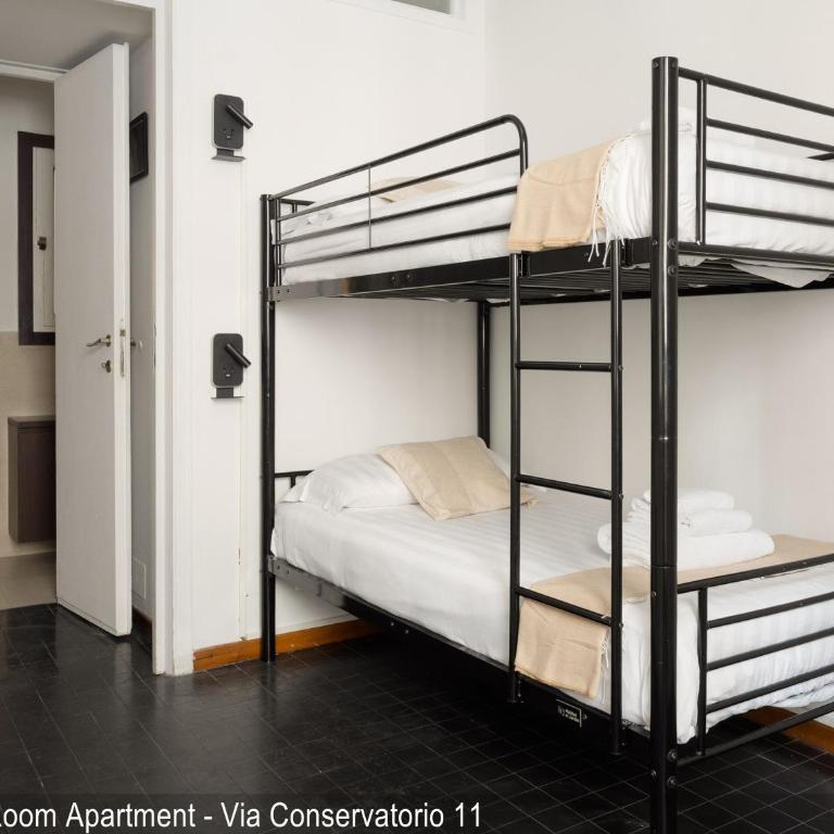 Brera Apartments in San Babila - Two-Bedroom Apartment- Via Conservatorio 11 - 1