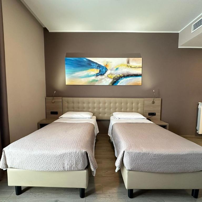 Hotel Folen - Camera Doppia con Letti Singoli - 12