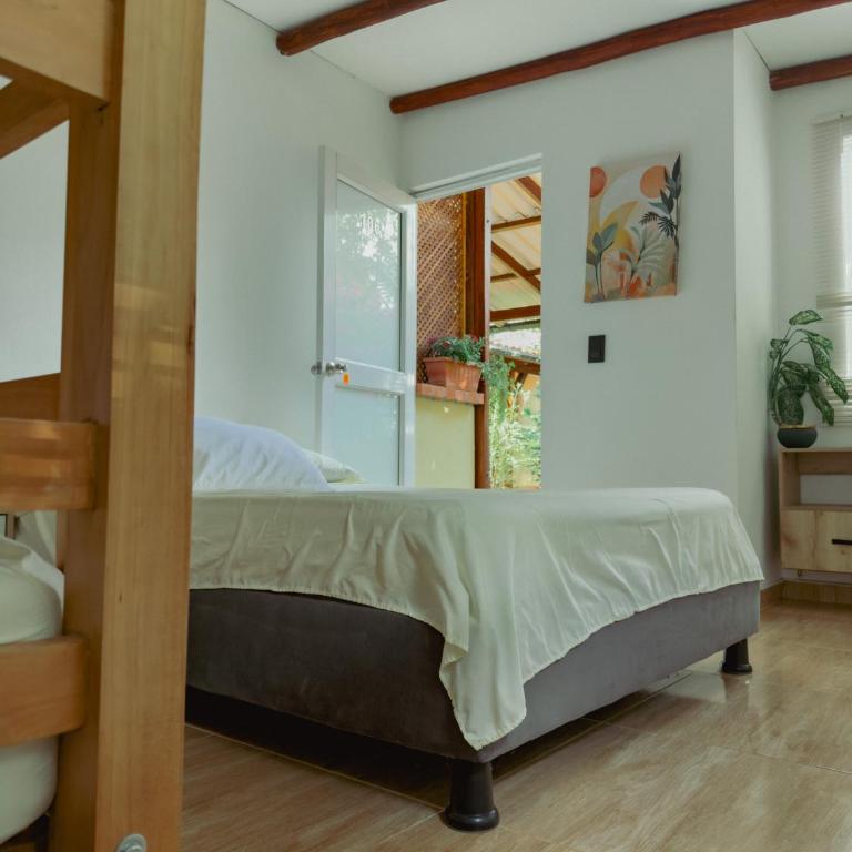 Hotel campestre la contea - Classic Quadruple Room - 3