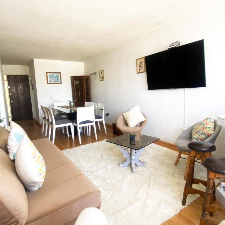 Departamento cerca de la playa y estacionamiento. - Three-Bedroom Apartment - 9