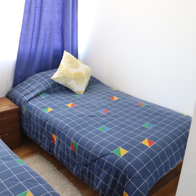 Departamento cerca de la playa y estacionamiento. - Three-Bedroom Apartment - 10