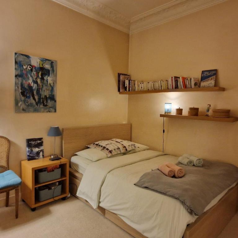 2 Private rooms in an Elegant Haussmannian Appartement - Double Room - 20