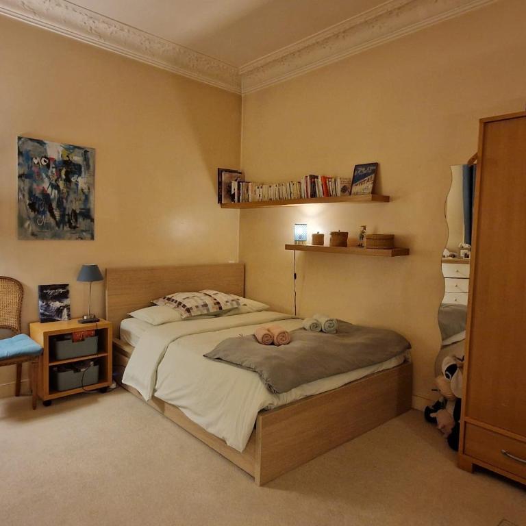 2 Private rooms in an Elegant Haussmannian Appartement - Double Room - 14