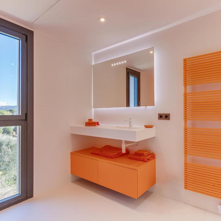 Villa Alba VI4498 by Riviera Holiday Homes - Villa Deluxe - 29