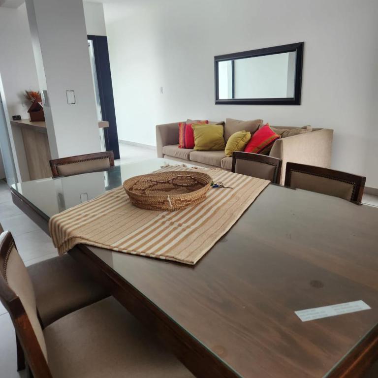 Departamento macrocentro I, espacioso Río Cuarto - Apartamento de 2 dormitorios - 2