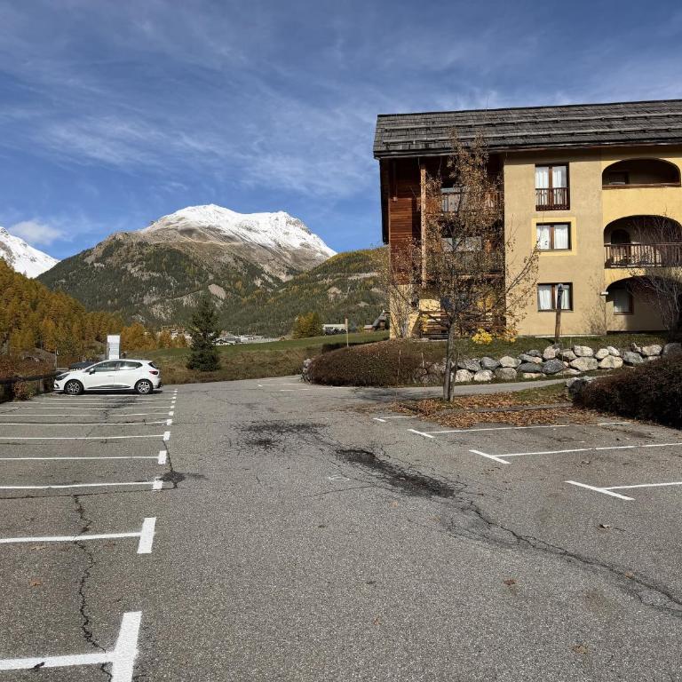 Entre Cols & Cimes - appartement cosy Queyras - Appartement 3 Chambres - 54