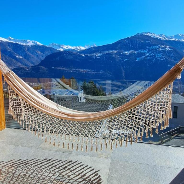 Chalet Diognysos B&B, Wellness & Boutique Hotel, Valais Crans-Montana Diogne - Suite - Vue sur Montagne - 6