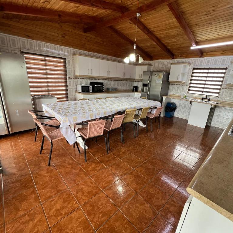 Cabaña familiar frente al mar 12p - Six-Bedroom House - 11