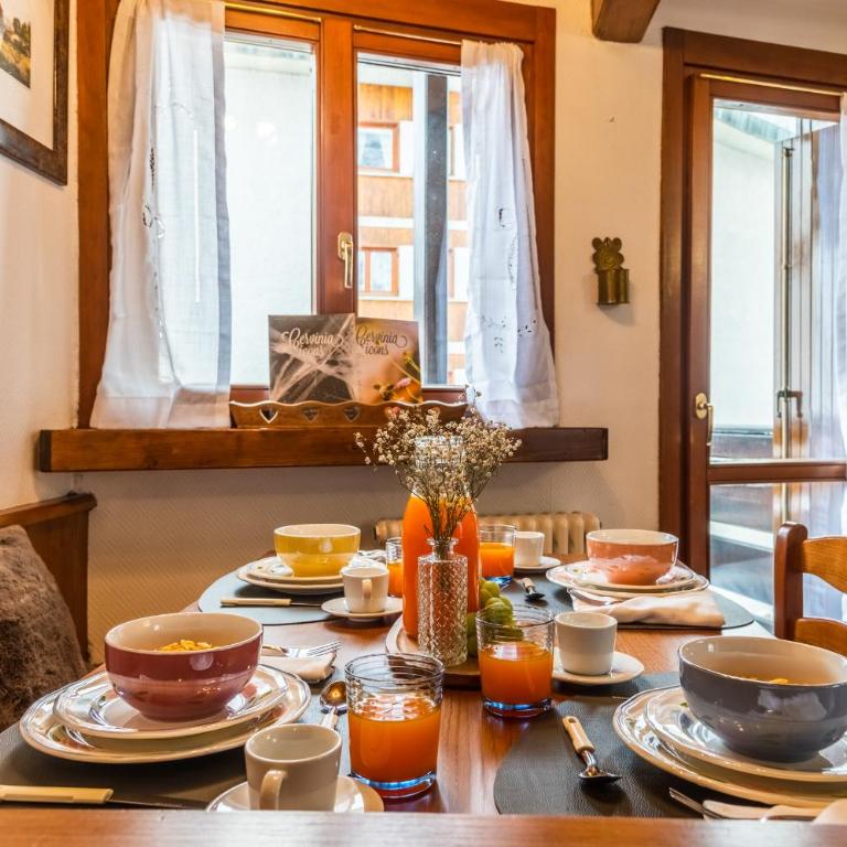 HelloCHALET Derby - Heart of Cervinia, Balcony & Lifts 1 Min Walk - Appartamento con 1 Camera da Letto e Balcone - 16