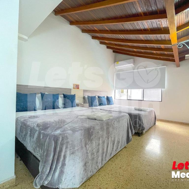 Villa con piscina privada y turco relajante meses VIE - Five-Bedroom House - 45