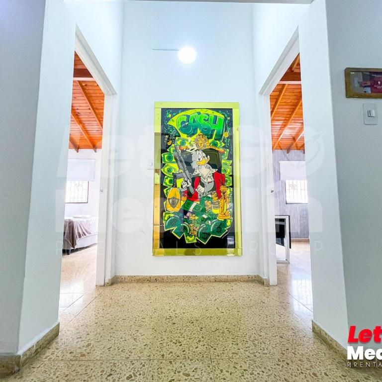 Villa con piscina privada y turco relajante meses VIE - Five-Bedroom House - 62