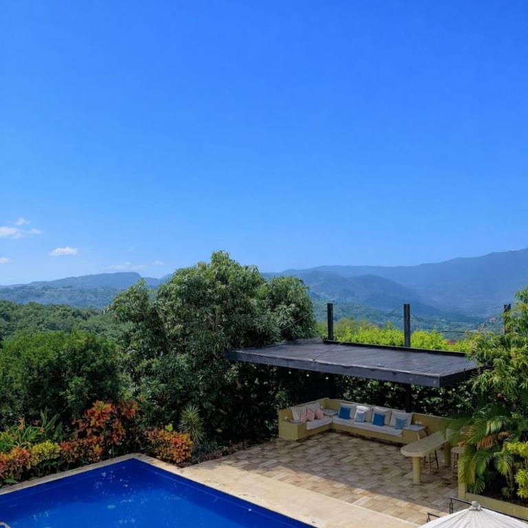 Casa Familiar Piscina Privada BBQ 2 Niveles - Villa con piscina privada - 1