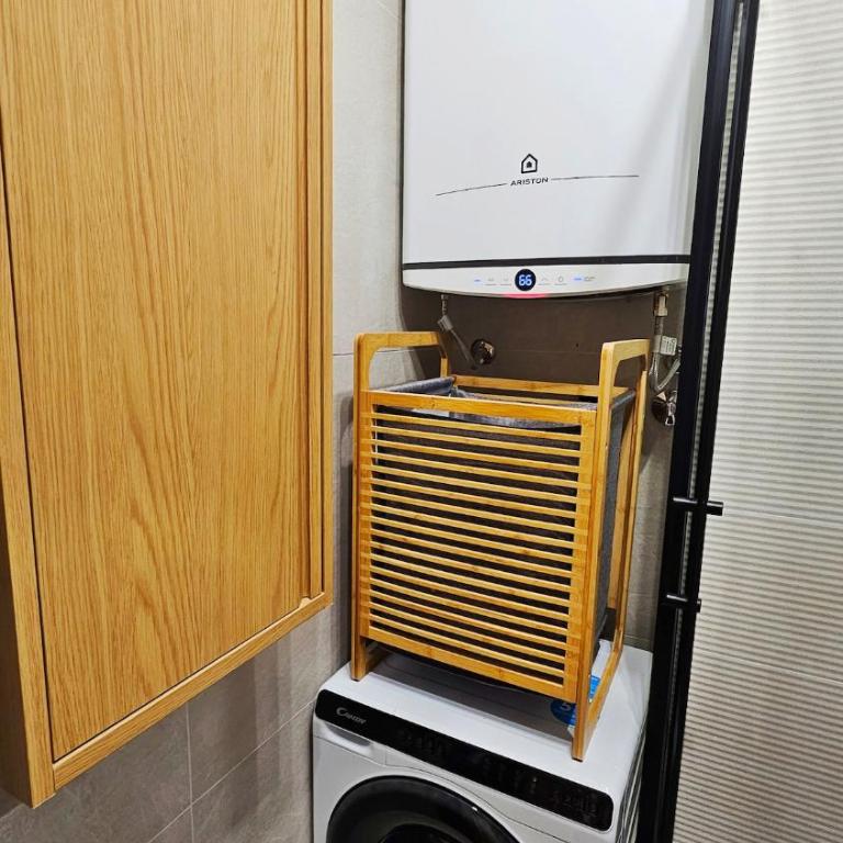 Modern apartment near the center of Novi Sad - One-Bedroom Apartment with City View - 19