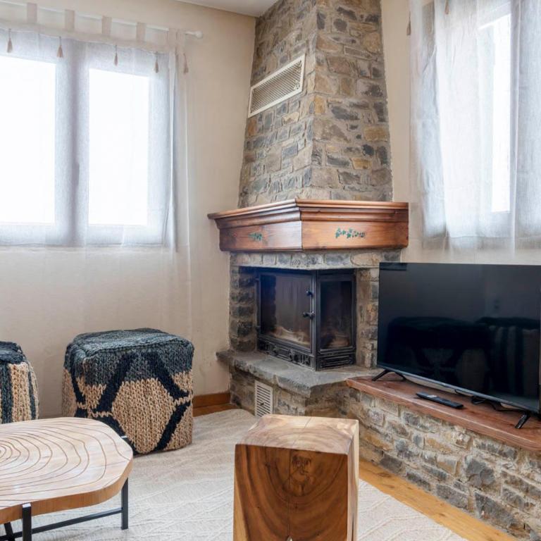 Tanau Rentals - El Nido del Telesilla, Ski-in - Apartamento de 3 dormitorios - 4