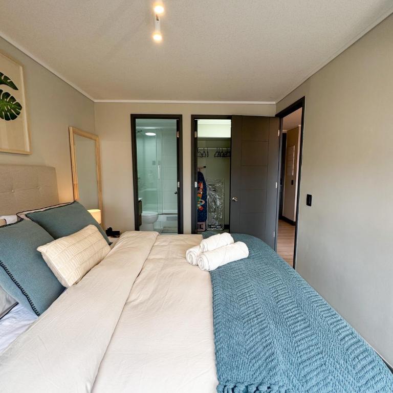 Depto moderno cerca del Estadio Nacional con Check in digital y Parking - Two-Bedroom Apartment - 7