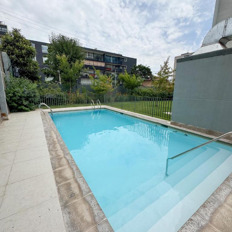 Depto moderno cerca del Estadio Nacional con Check in digital y Parking - Two-Bedroom Apartment - 21