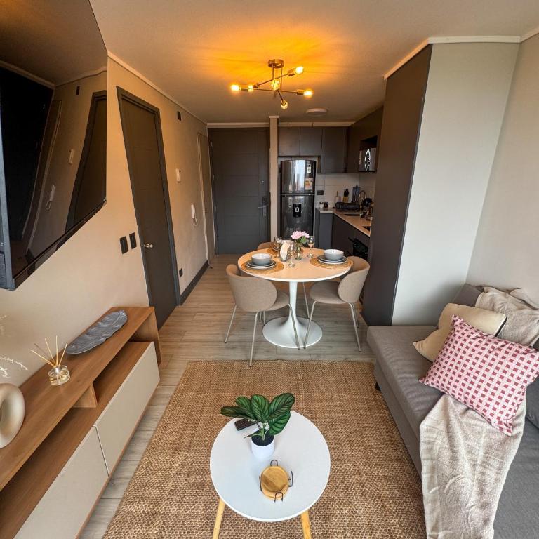 Depto moderno cerca del Estadio Nacional con Check in digital y Parking - Two-Bedroom Apartment - 17