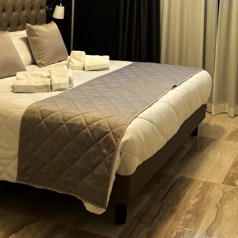 Hotel Donna Crescenza - Camera Matrimoniale Standard - 4