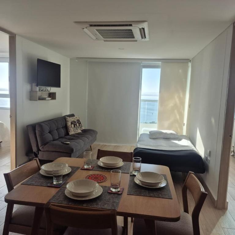 Cielo Mar LaBoquilla Blue sea beach Cartagena - Three-Bedroom Apartment - 13