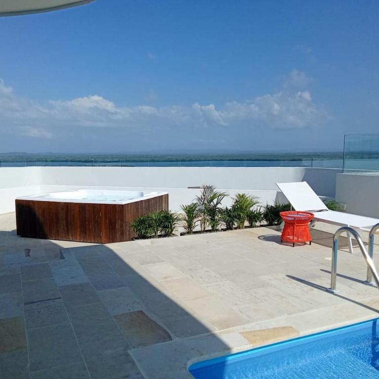 Cielo Mar LaBoquilla Blue sea beach Cartagena - Three-Bedroom Apartment - 19
