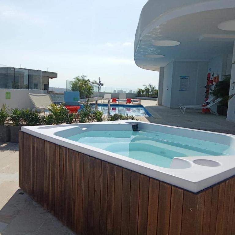 Cielo Mar LaBoquilla Blue sea beach Cartagena - Three-Bedroom Apartment - 23