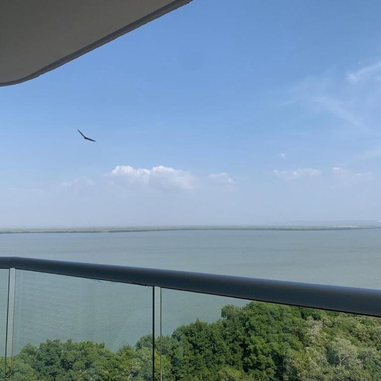 Cielo Mar LaBoquilla Blue sea beach Cartagena - Three-Bedroom Apartment - 31