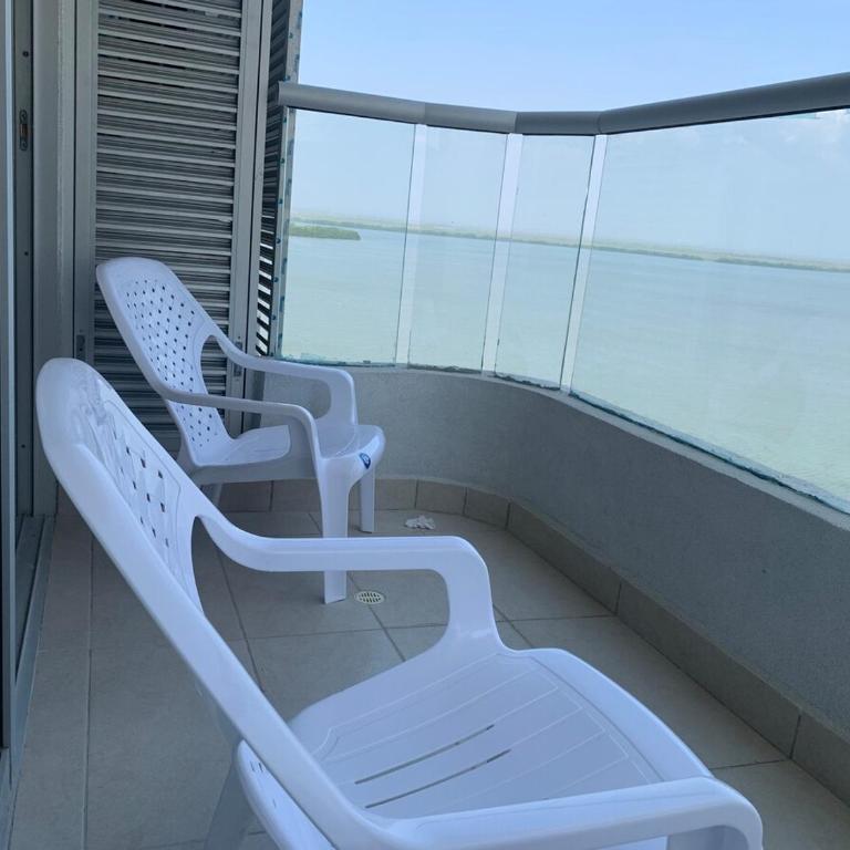 Cielo Mar LaBoquilla Blue sea beach Cartagena - Three-Bedroom Apartment - 46