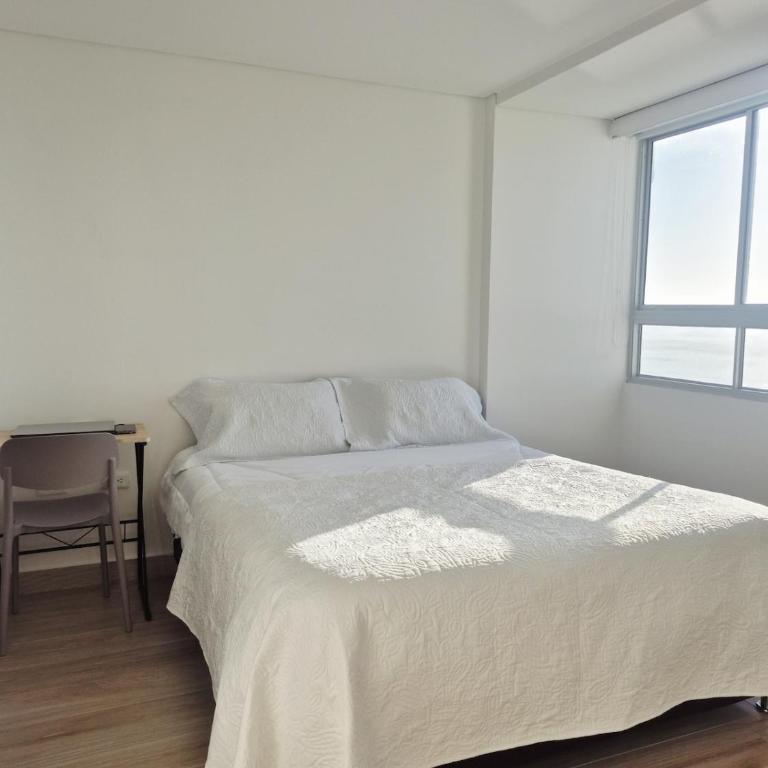 Cielo Mar LaBoquilla Blue sea beach Cartagena - Three-Bedroom Apartment - 72