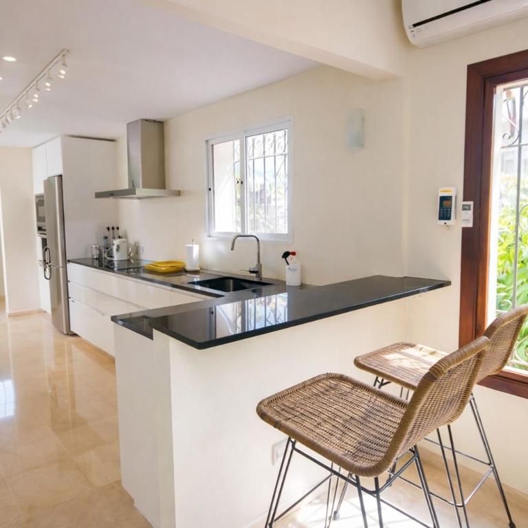 VILLA DE LA QUILLA- Private swimming pool next to the beach - Villa con piscina privada - 33