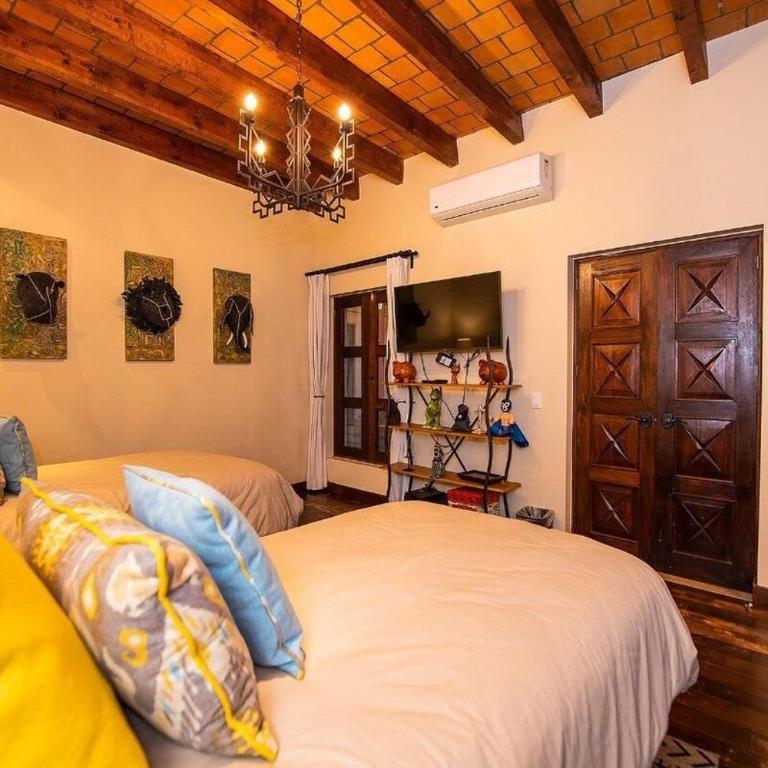 Exclusive Luxury Guest Center House - Casa - 10