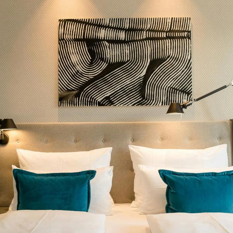 Motel One Linz-Hauptplatz - Standard Doppelzimmer - 4