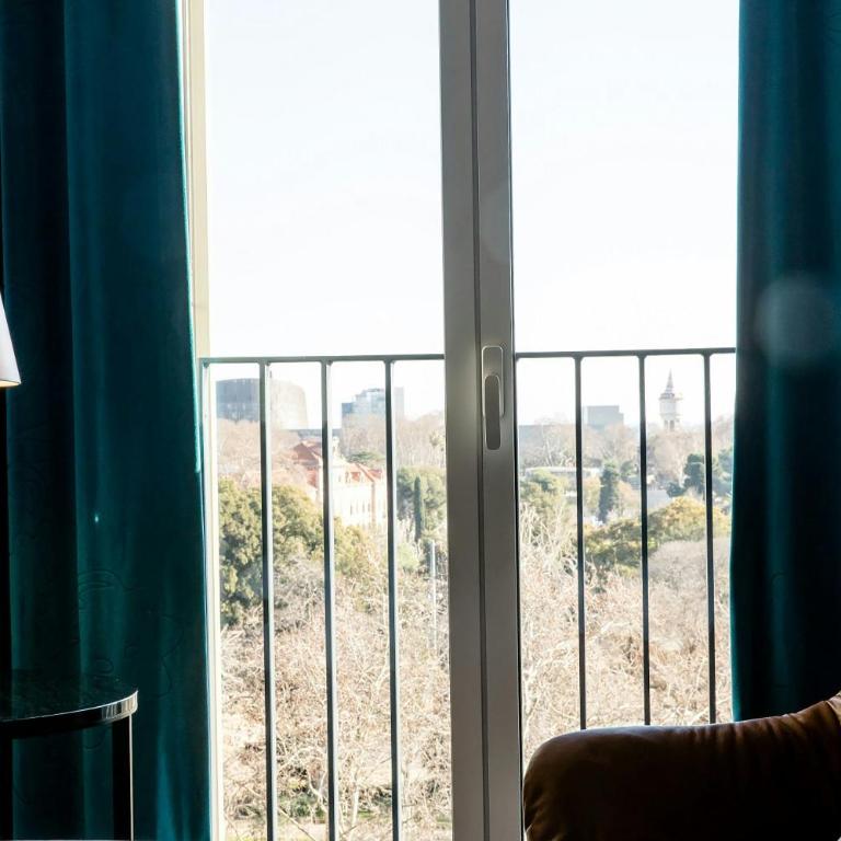 Motel One Barcelona-Ciutadella - Standard Double Room with View - 3