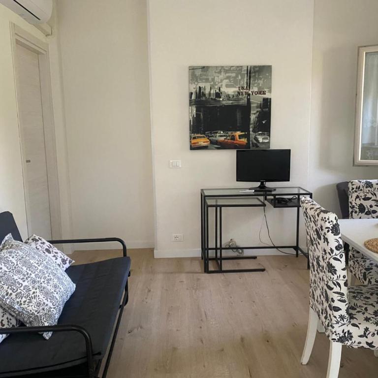 Apartments Lago Malcesine - Appartamento con 1 Camera da Letto e Vista Giardino - 5