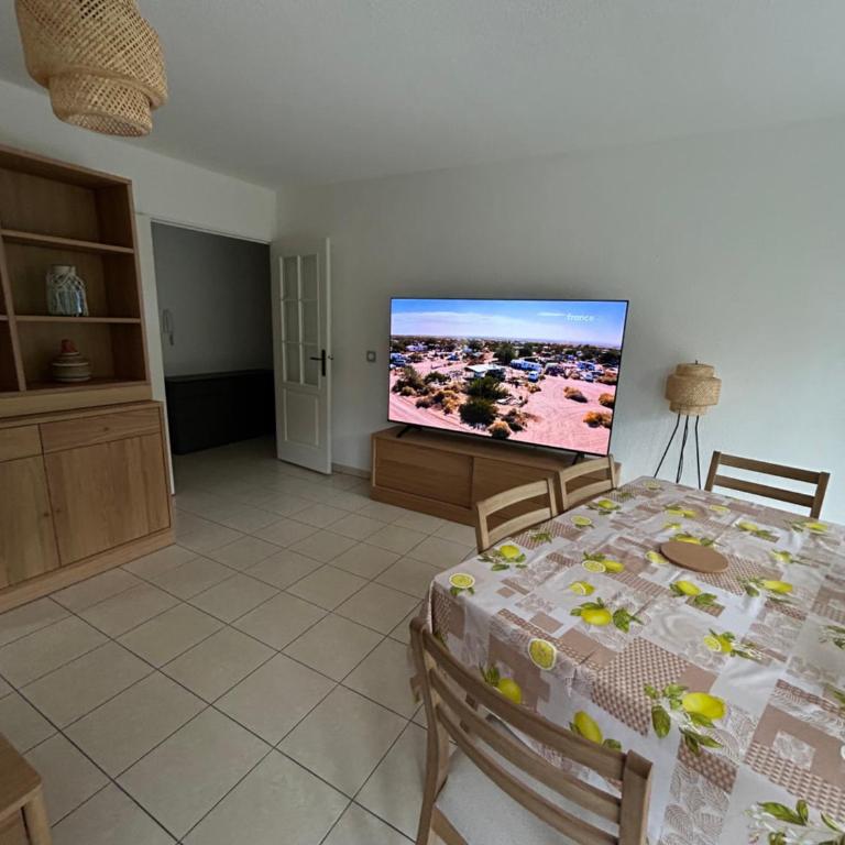 MENTON # MONACO - 3 Rooms - 6 Guests - renovated and fully equipped - Appartamento con 2 Camere da Letto - 5