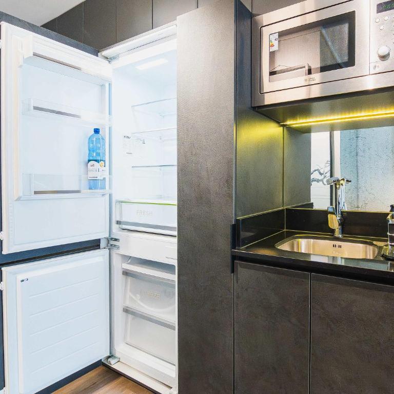 HOM LUXURY I Piscina I Parking I Alto Las Condes 802A - Apartment - 63
