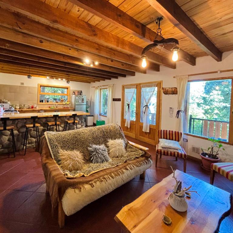 Casa Cabaña de Alquiler Turístico para Vacacionar con Familia o Amigos en San Martin de los Andes Capacidad 6 más 2 Personas - Casa de 2 dormitorios - 17
