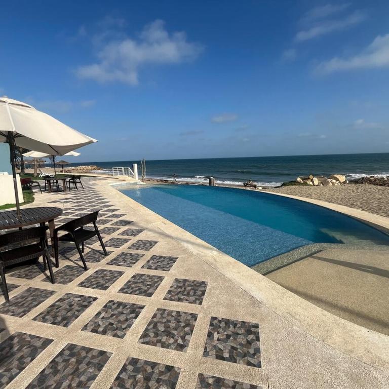 Wake up to the sea, premium apartment, pool - Two-Bedroom Apartment - 19