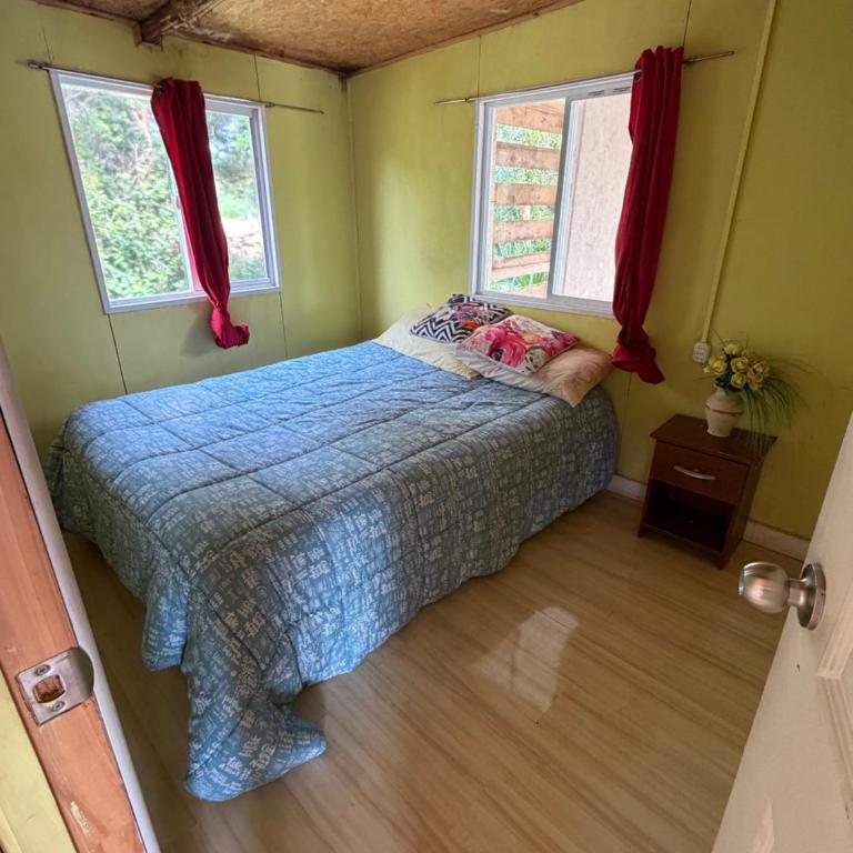 Turismo Los Carbooneros de Pugueñun - Two-Bedroom House - 6