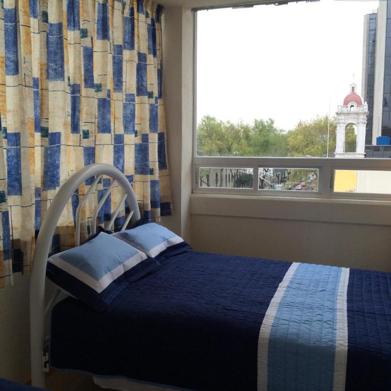 Hostal Ciudad de México - Habitaciones privadas con Wi-Fi en el centro histórico - Habitación Deluxe con 2 camas grandes - 6