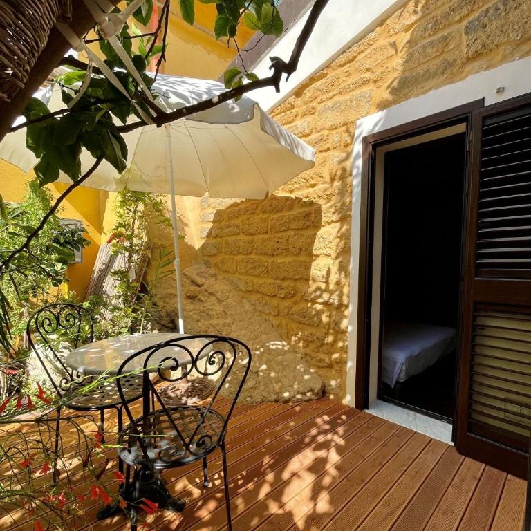 Maison Yolo - Slow Living Sicily - One-Bedroom Apartment with Garden - 1