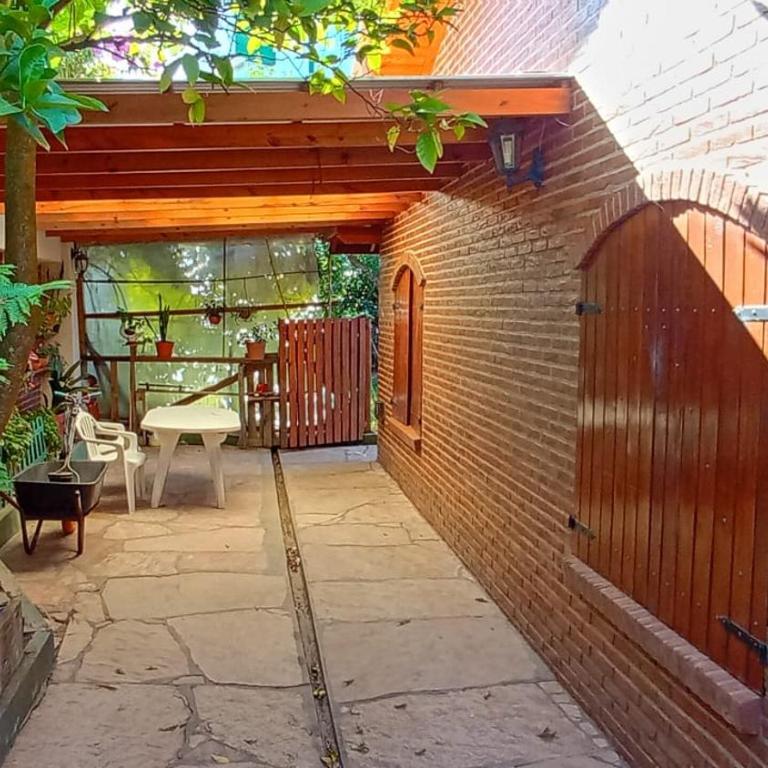 ANEMONE - Three-Bedroom House - 7