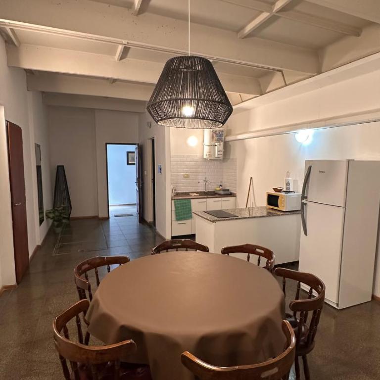 PALMARES DEL BOULEVARD - Aeropuerto Internacional Taravella - Campus Siglo 21 - Campus Blas Pascal - Sanatorio Allende - Estadio Kempes - Quorum - Mujer Urbana - Complejo Ferial Córdoba - Two-Bedroom Apartment - 6