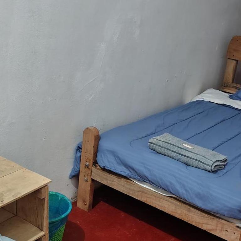 Hostal Mama Julia - Mixed Dormitory Room - 4